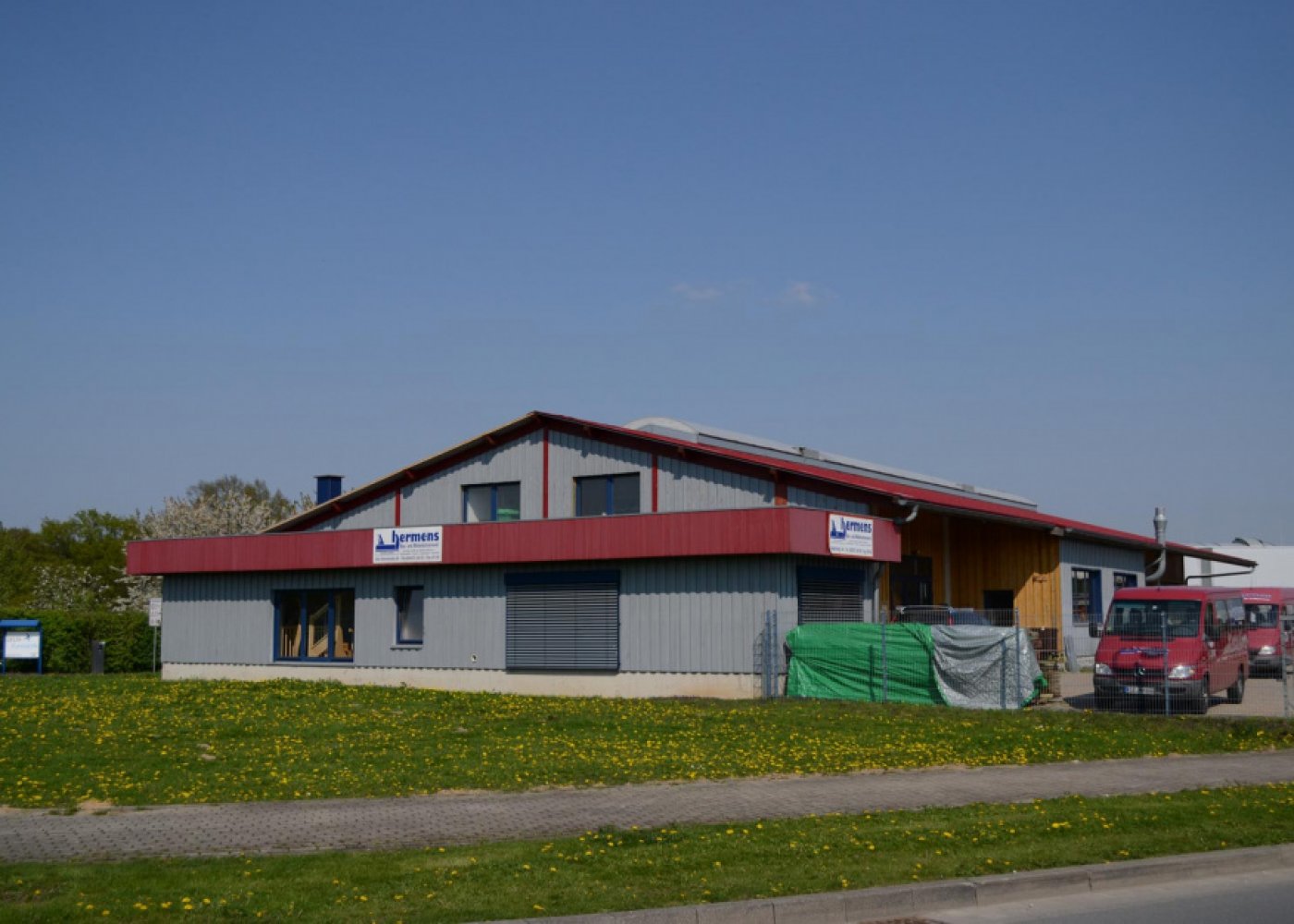 Hermens Bau- und Möbelschreinerei - Über Hermens Hermens Bau- und Möbelschreinerei - Über Hermens